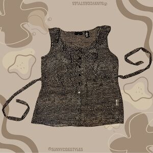 Apostrophe Sleevless Blouse